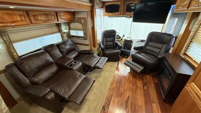 2005 Newmar MOUNTAIN AIRE 4031   - Photo 27 - Marana, AZ 85653