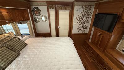 2005 Newmar MOUNTAIN AIRE 4031   - Photo 67 - Marana, AZ 85653