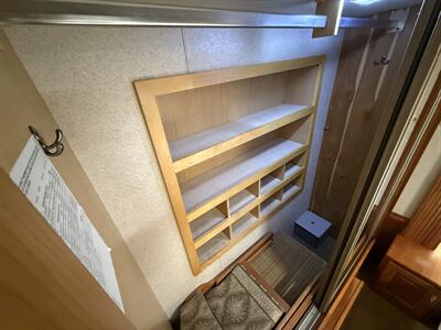 2005 Newmar MOUNTAIN AIRE 4031   - Photo 76 - Marana, AZ 85653