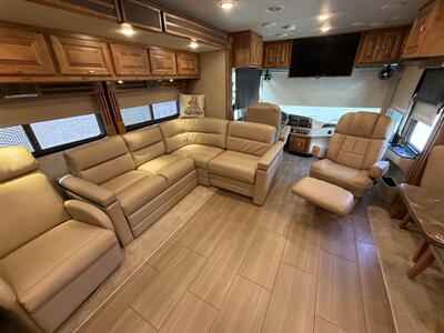 2018 Tiffin Allegro Red 33AA   - Photo 29 - Rillito, AZ 85654