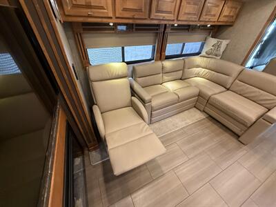 2018 Tiffin Allegro Red 33AA   - Photo 43 - Rillito, AZ 85654