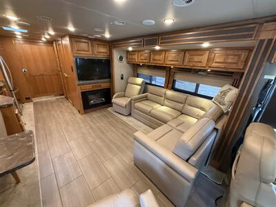 2018 Tiffin Allegro Red 33AA   - Photo 21 - Rillito, AZ 85654