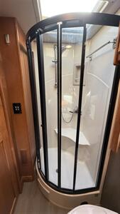 2018 Tiffin Allegro Red 33AA   - Photo 83 - Rillito, AZ 85654