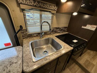 2018 Thor Four Winds 24F - Photo 35 - Rillito, AZ 85654