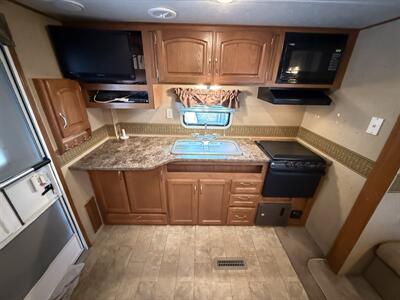2010 Crossroads RV Sunset Trail 26RK   - Photo 13 - Rillito, AZ 85654