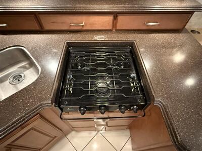 2012 Winnebago Journey 42E   - Photo 34 - Rillito, AZ 85654