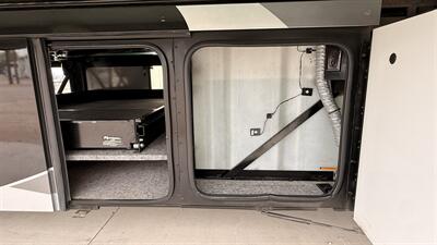 2012 Winnebago Journey 42E   - Photo 18 - Rillito, AZ 85654