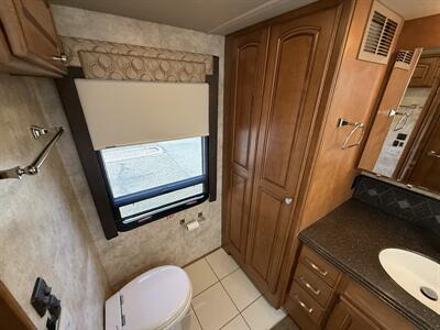 2012 Freightliner XCL Chassis   - Photo 46 - Rillito, AZ 85654