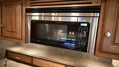2012 Winnebago Journey 42E   - Photo 29 - Rillito, AZ 85654