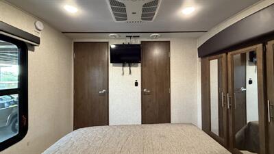 2021 Keystone Cougar 32BHS   - Photo 82 - Marana, AZ 85653