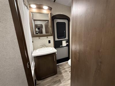 2021 Keystone Cougar 32BHS   - Photo 43 - Marana, AZ 85653