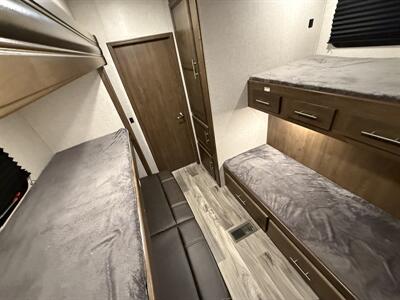 2021 Keystone Cougar 32BHS   - Photo 66 - Marana, AZ 85653