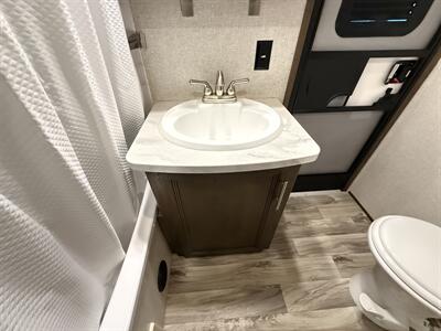 2021 Keystone Cougar 32BHS   - Photo 45 - Marana, AZ 85653