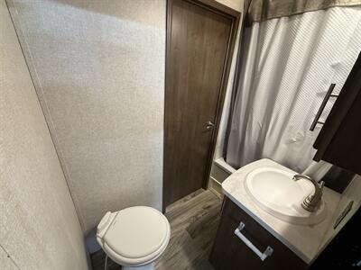 2021 Keystone Cougar 32BHS   - Photo 51 - Marana, AZ 85653