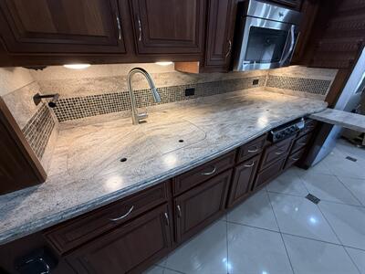 2014 FOREST RIVER BERKSHIRE 400QL   - Photo 22 - Rillito, AZ 85654