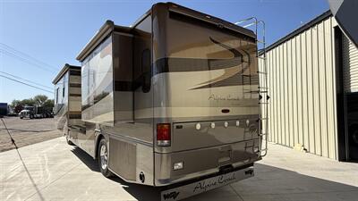 2006 Western Recreation Vehicl Alpine Coach 36MD - Photo 9 - Rillito, AZ 85654