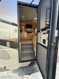 2006 Western Recreation Vehicl Alpine Coach 36MD - Photo 13 - Rillito, AZ 85654