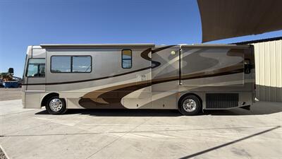 2006 Western Recreation Vehicl Alpine Coach 36MD - Photo 2 - Rillito, AZ 85654