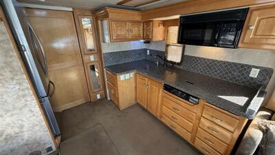 2006 Western Recreation Vehicl Alpine Coach 36MD - Photo 23 - Rillito, AZ 85654