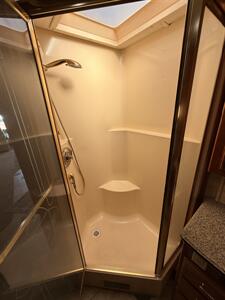 2007 Country Coach Allure 430 Hood River - Photo 17 - Rillito, AZ 85654