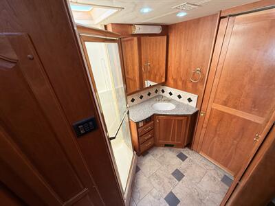 2007 Country Coach Allure 430 Hood River - Photo 14 - Rillito, AZ 85654