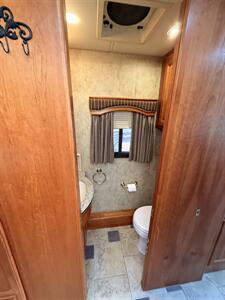 2007 Country Coach Allure 430 Hood River - Photo 20 - Rillito, AZ 85654