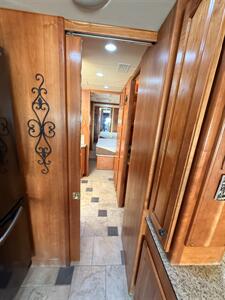 2007 Country Coach Allure 430 Hood River - Photo 13 - Rillito, AZ 85654