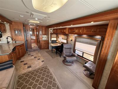 2007 Country Coach Allure 430 Hood River - Photo 7 - Rillito, AZ 85654