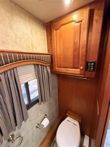 2007 Country Coach Allure 430 Hood River - Photo 21 - Rillito, AZ 85654