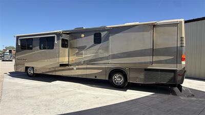 2005 Newmar Dutch Star 4023 - Photo 9 - Rillito, AZ 85654