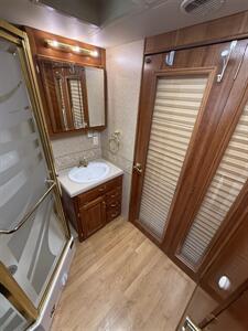 2005 Newmar Dutch Star 4023 - Photo 33 - Rillito, AZ 85654