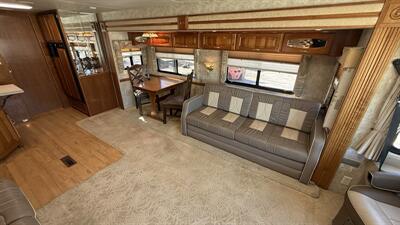 2005 Newmar Dutch Star 4023 - Photo 11 - Rillito, AZ 85654