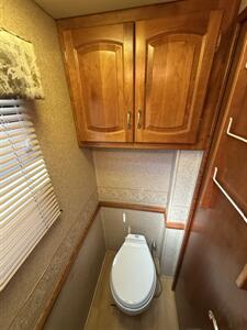 2005 Newmar Dutch Star 4023 - Photo 42 - Rillito, AZ 85654