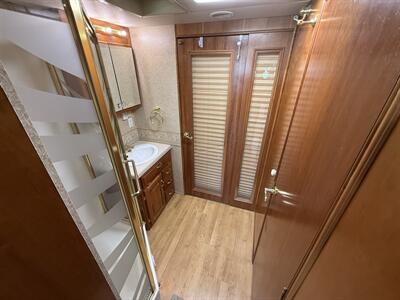 2005 Newmar Dutch Star 4023 - Photo 32 - Rillito, AZ 85654