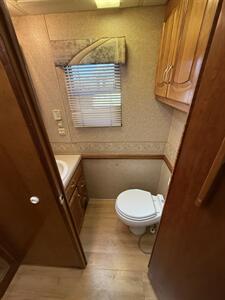 2005 Newmar Dutch Star 4023 - Photo 39 - Rillito, AZ 85654