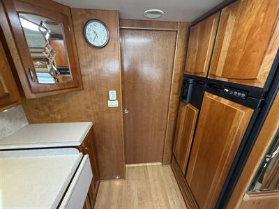 2005 Newmar Dutch Star 4023 - Photo 30 - Rillito, AZ 85654