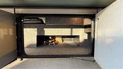 2007 Freightliner XCF Chassis   - Photo 59 - Rillito, AZ 85654