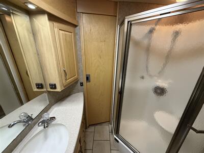 2007 Freightliner XCF Chassis   - Photo 35 - Rillito, AZ 85654