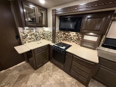 2017 Thor Windsport 34P   - Photo 33 - Rillito, AZ 85654