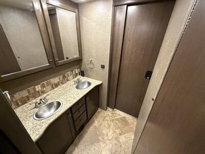 2017 Thor Windsport 34P   - Photo 50 - Rillito, AZ 85654