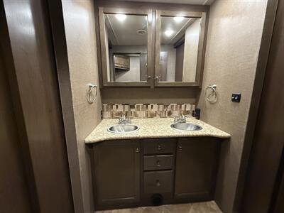 2017 Thor Windsport 34P   - Photo 51 - Rillito, AZ 85654