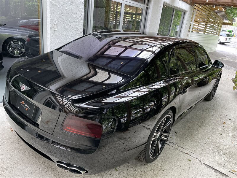 2017 Bentley Flying Spur V8 S   - Photo 9 - Nashville, TN 37203