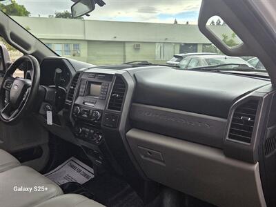 2018 Ford F-250 Super Duty XL 6.2   - Photo 15 - Roseville, CA 95678