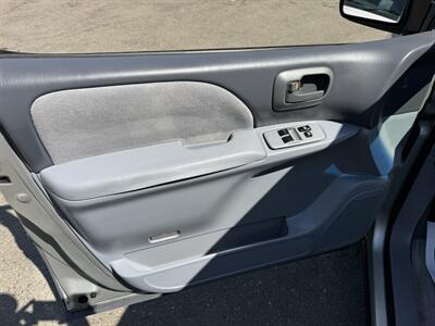 2002 Toyota Sienna CE - 1 OWNER - YES, 87K MILES ONLY   - Photo 15 - Roseville, CA 95678