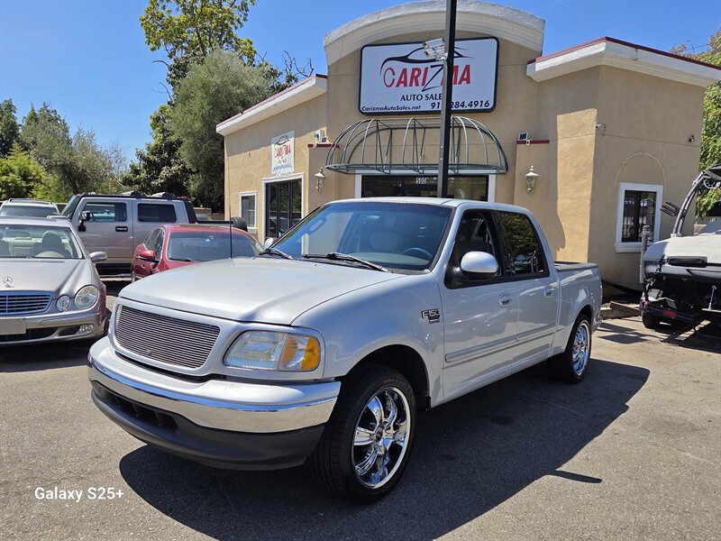 2003 Ford F-150 XLT  -4 FULL DOORS - 1 OWNER  