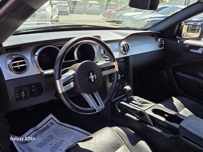 2006 Ford Mustang GT Deluxe - 5 SPEED MANUAL - Photo 10 - Roseville, CA 95678