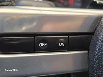 2006 Ford Mustang GT Deluxe - 5 SPEED MANUAL - Photo 22 - Roseville, CA 95678