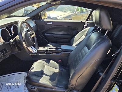2006 Ford Mustang GT Deluxe - 5 SPEED MANUAL - Photo 13 - Roseville, CA 95678