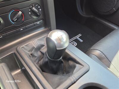 2006 Ford Mustang GT Deluxe - 5 SPEED MANUAL - Photo 21 - Roseville, CA 95678