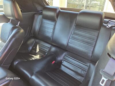 2006 Ford Mustang GT Deluxe - 5 SPEED MANUAL - Photo 14 - Roseville, CA 95678